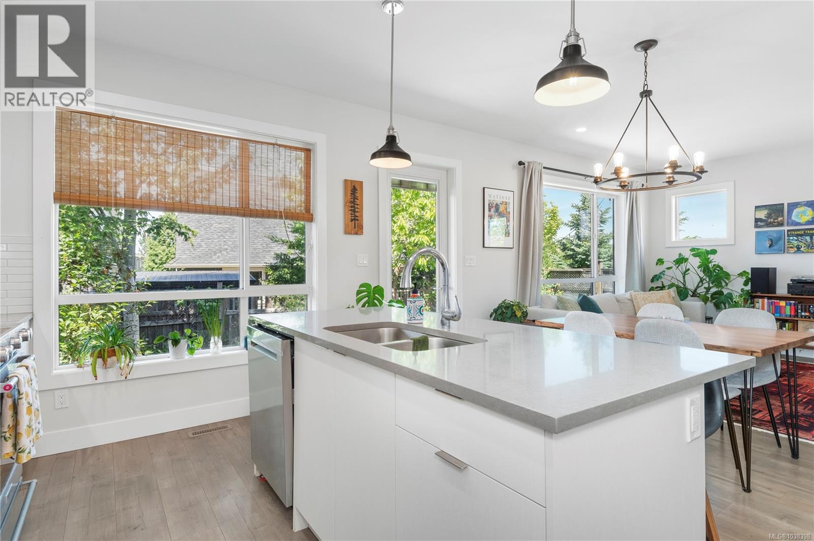 #96 2607 Kendal Ave - Image 2