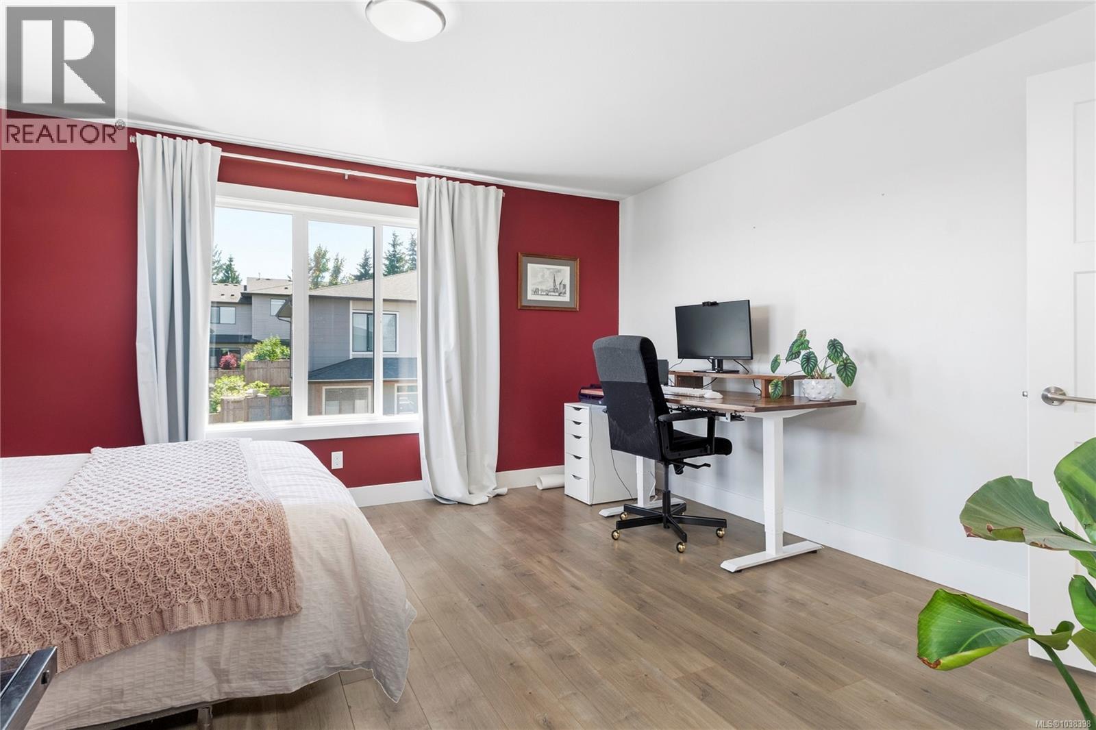 #96 2607 Kendal Ave - 21