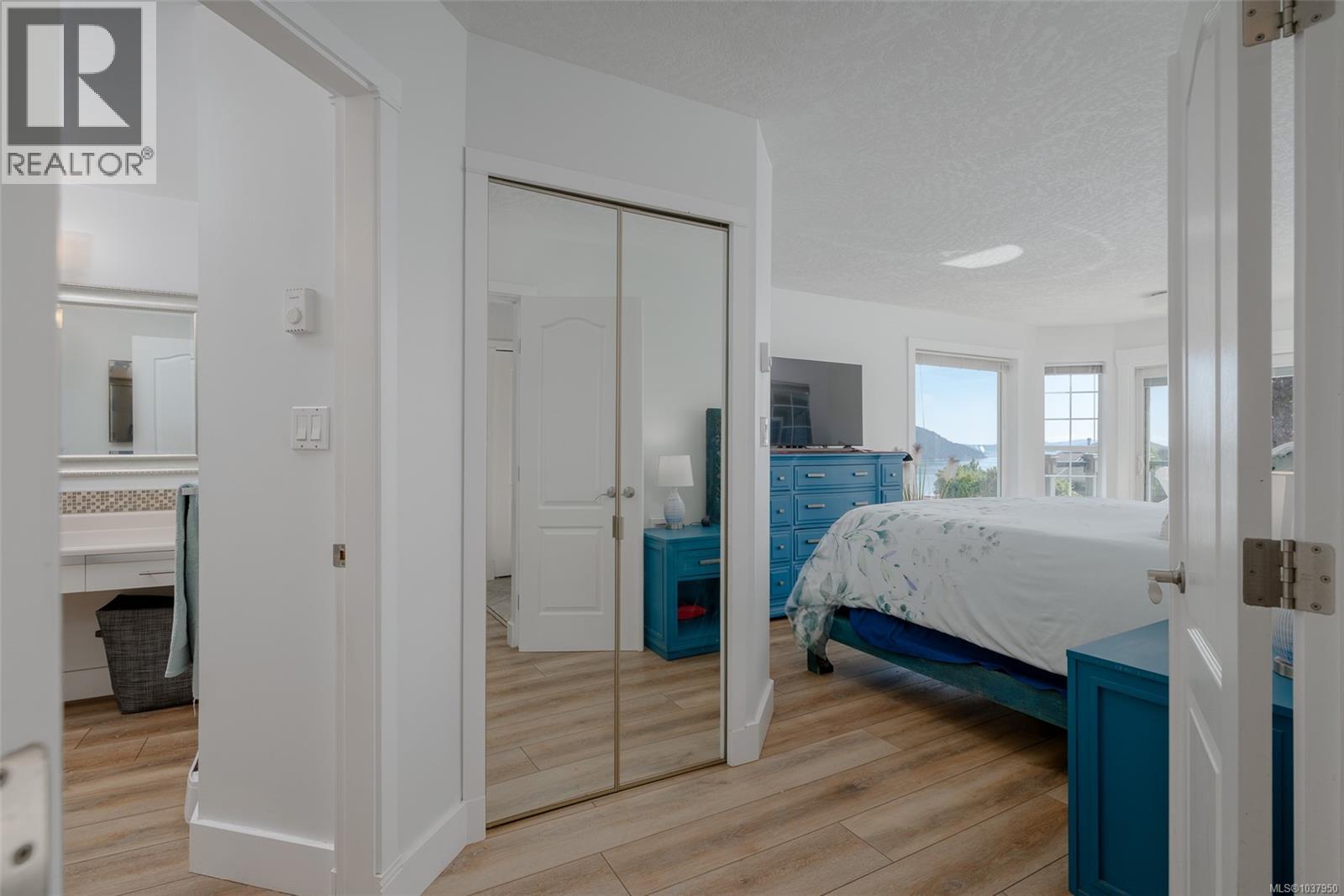 575 Marine View - 16