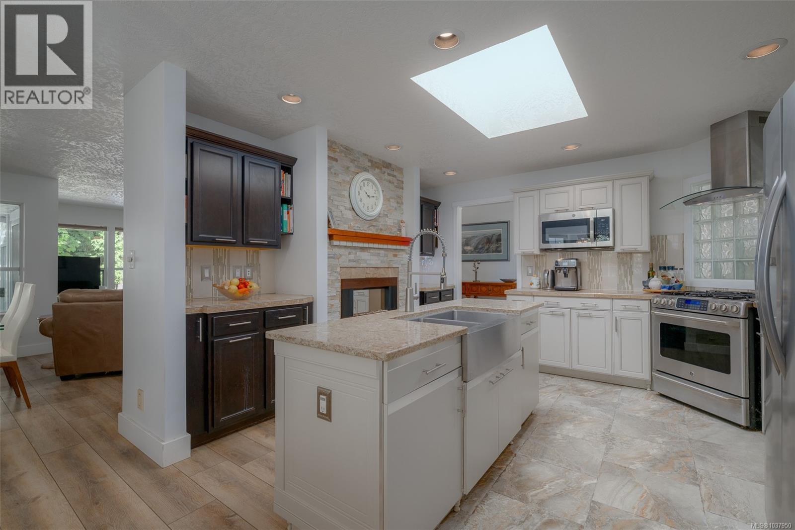 575 Marine View - 32