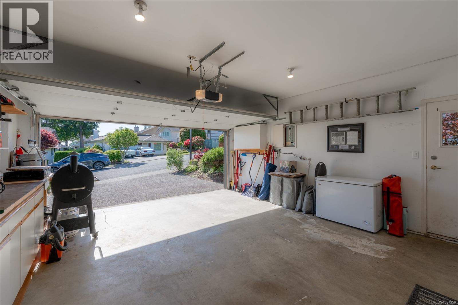 575 Marine View - 52