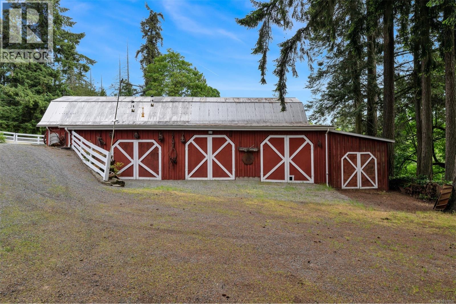 9359 Cottonwood Rd - 10