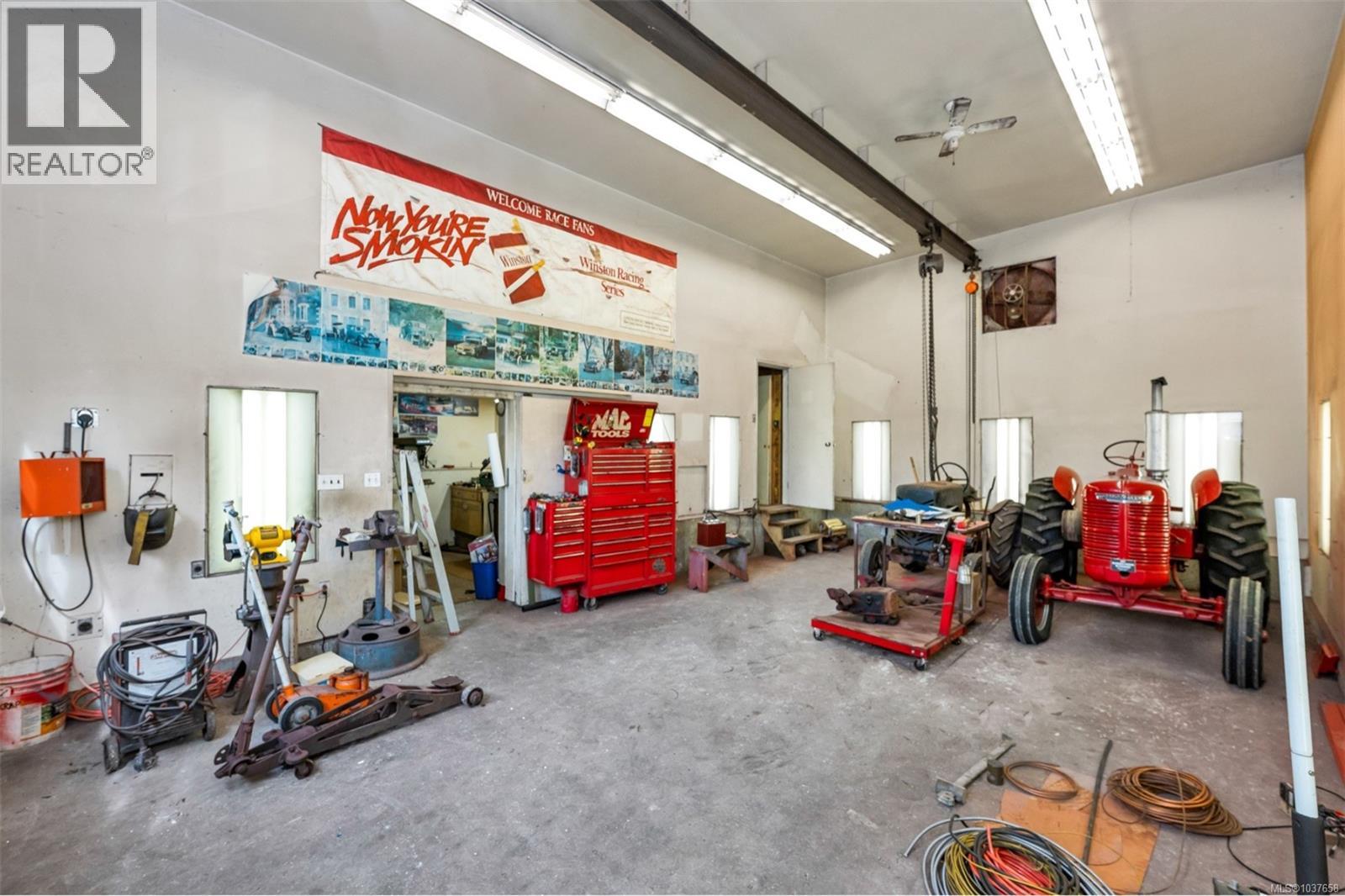 9359 Cottonwood Rd - 34