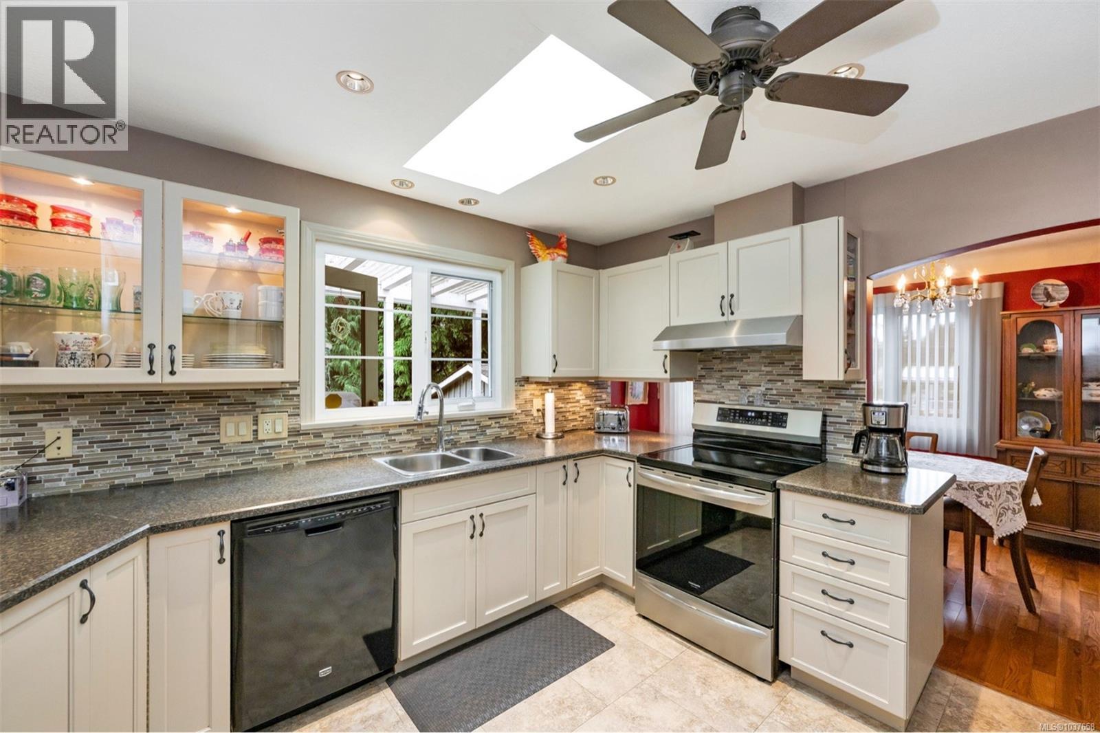 9359 Cottonwood Rd - 48