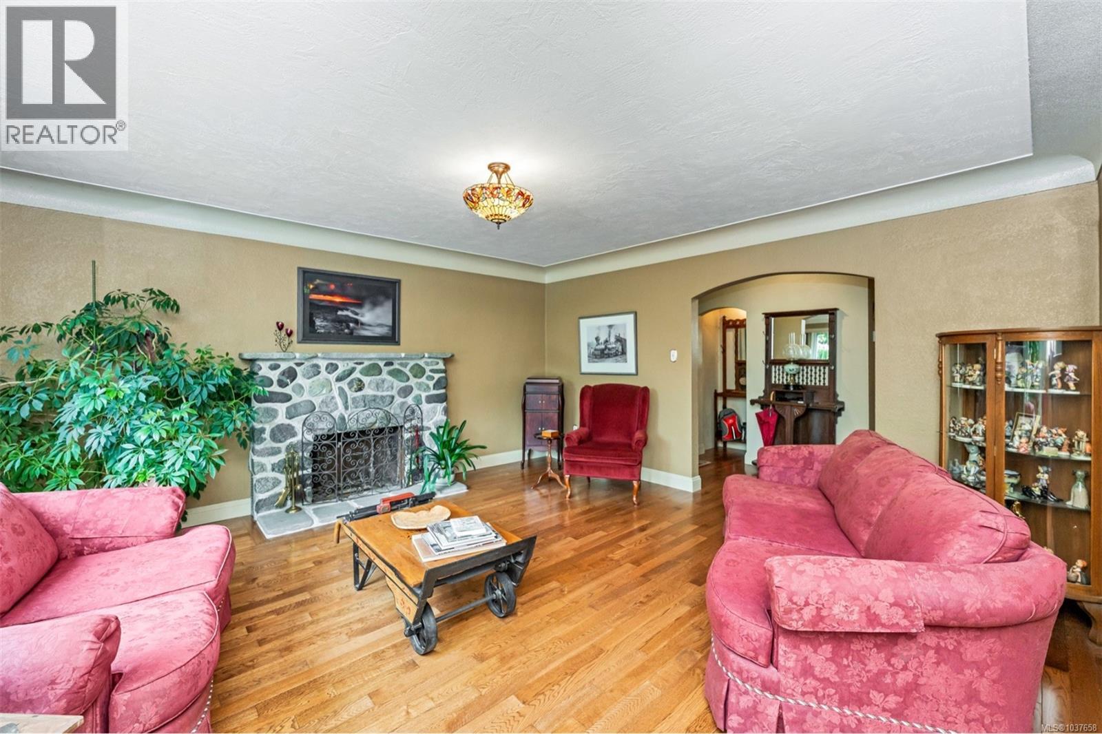 9359 Cottonwood Rd - 54