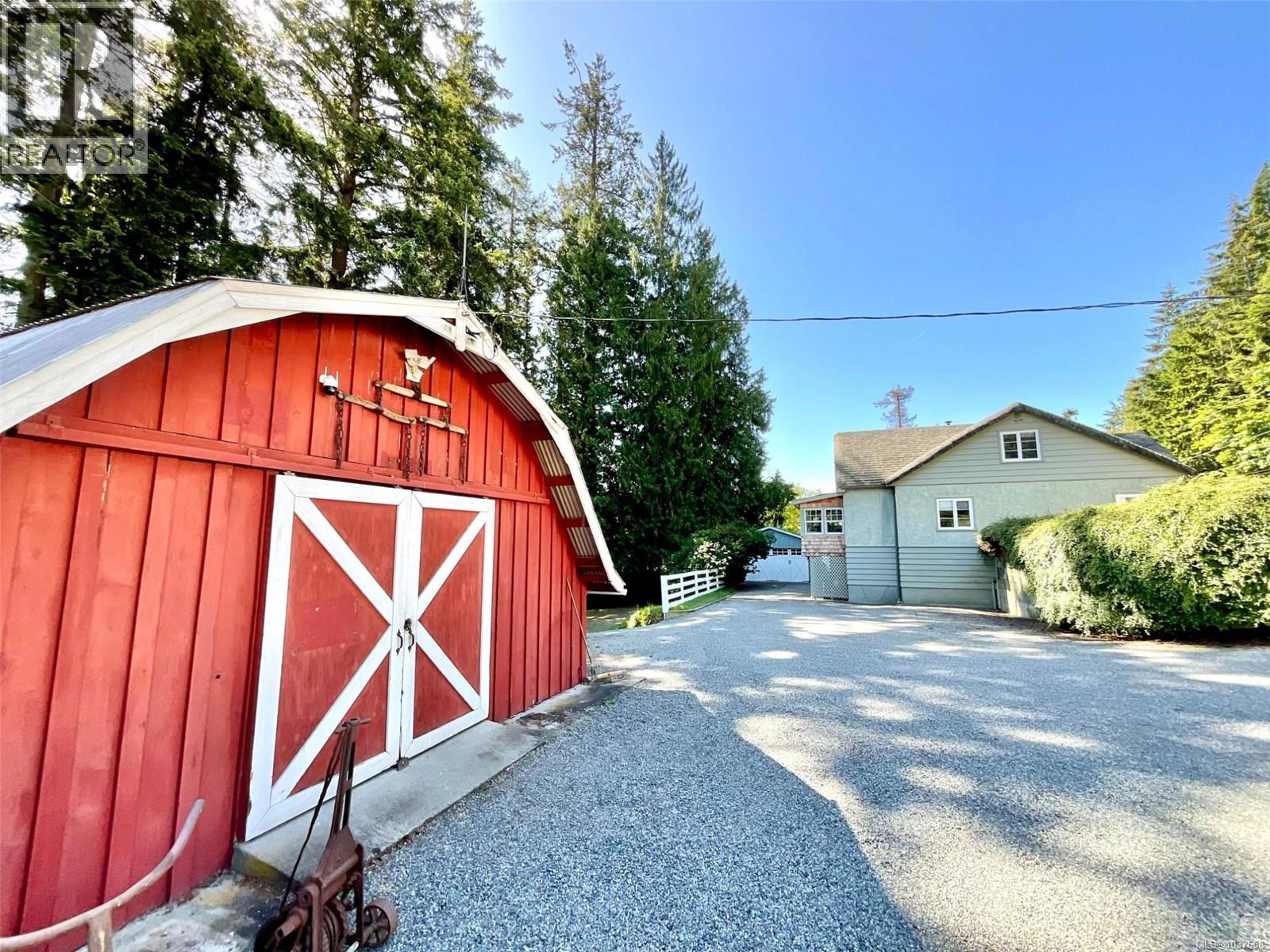9359 Cottonwood Rd - 8
