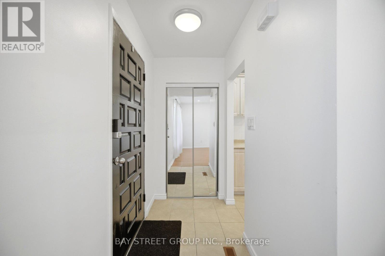 44 DUNCANWOODS DRIVE - 26