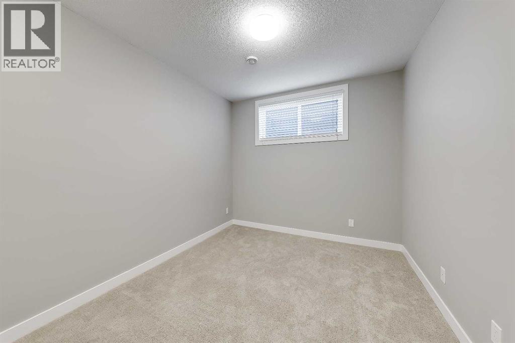 3233 Cochrane Road NW - 41