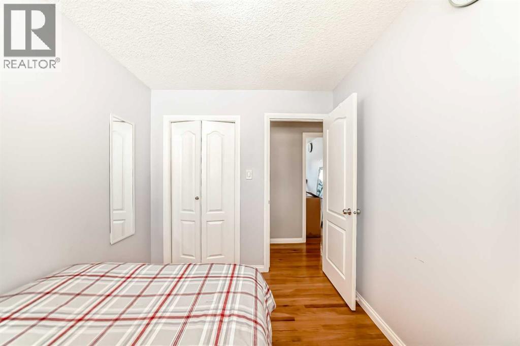5104 Marshall Road NE - 12