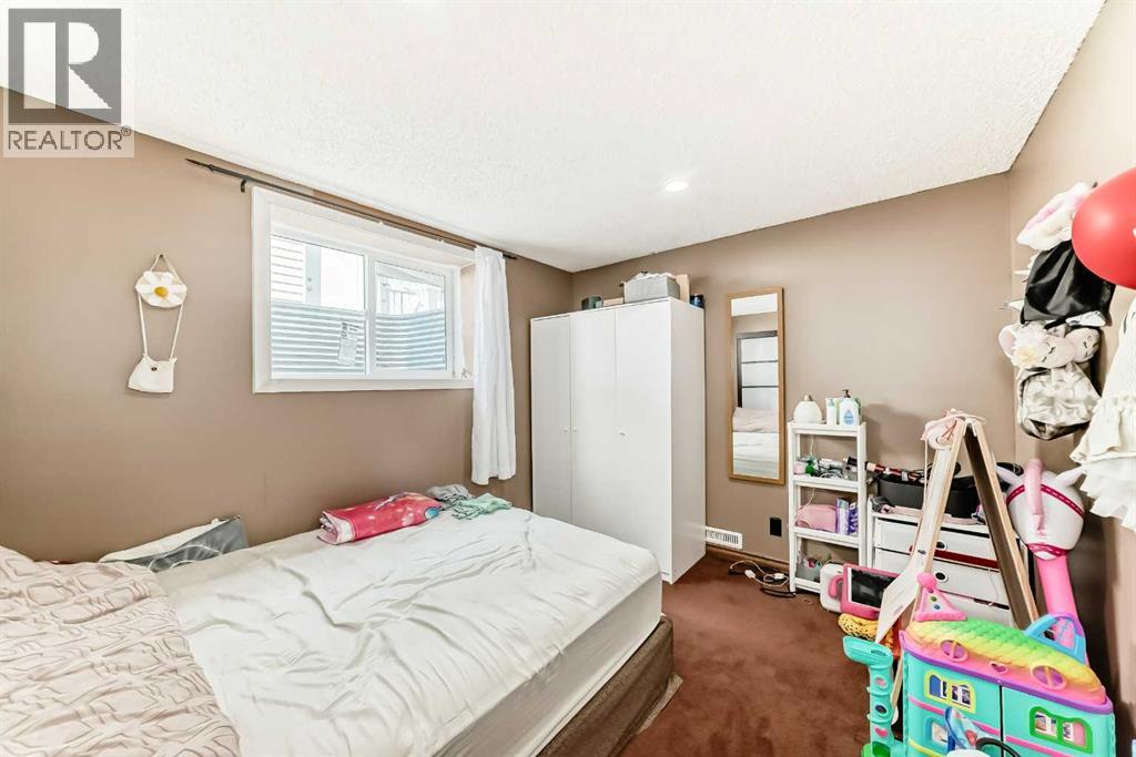 5104 Marshall Road NE - 22