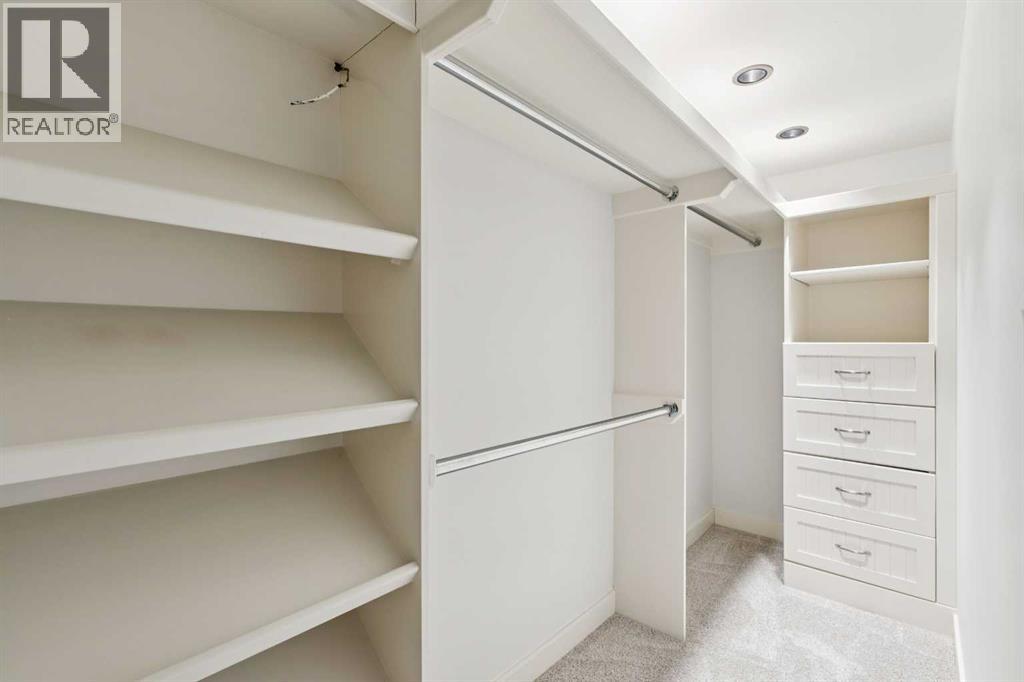 2136 26 Avenue SW - 27