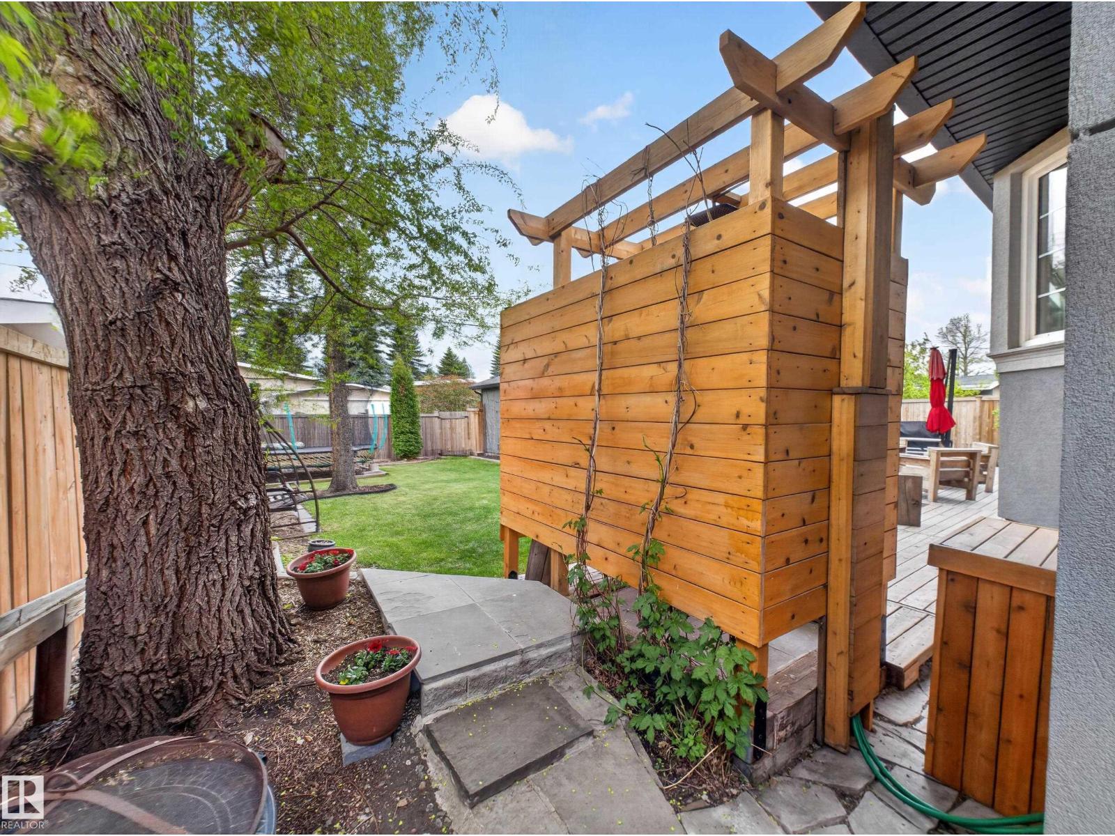 4112 120 ST NW - 17