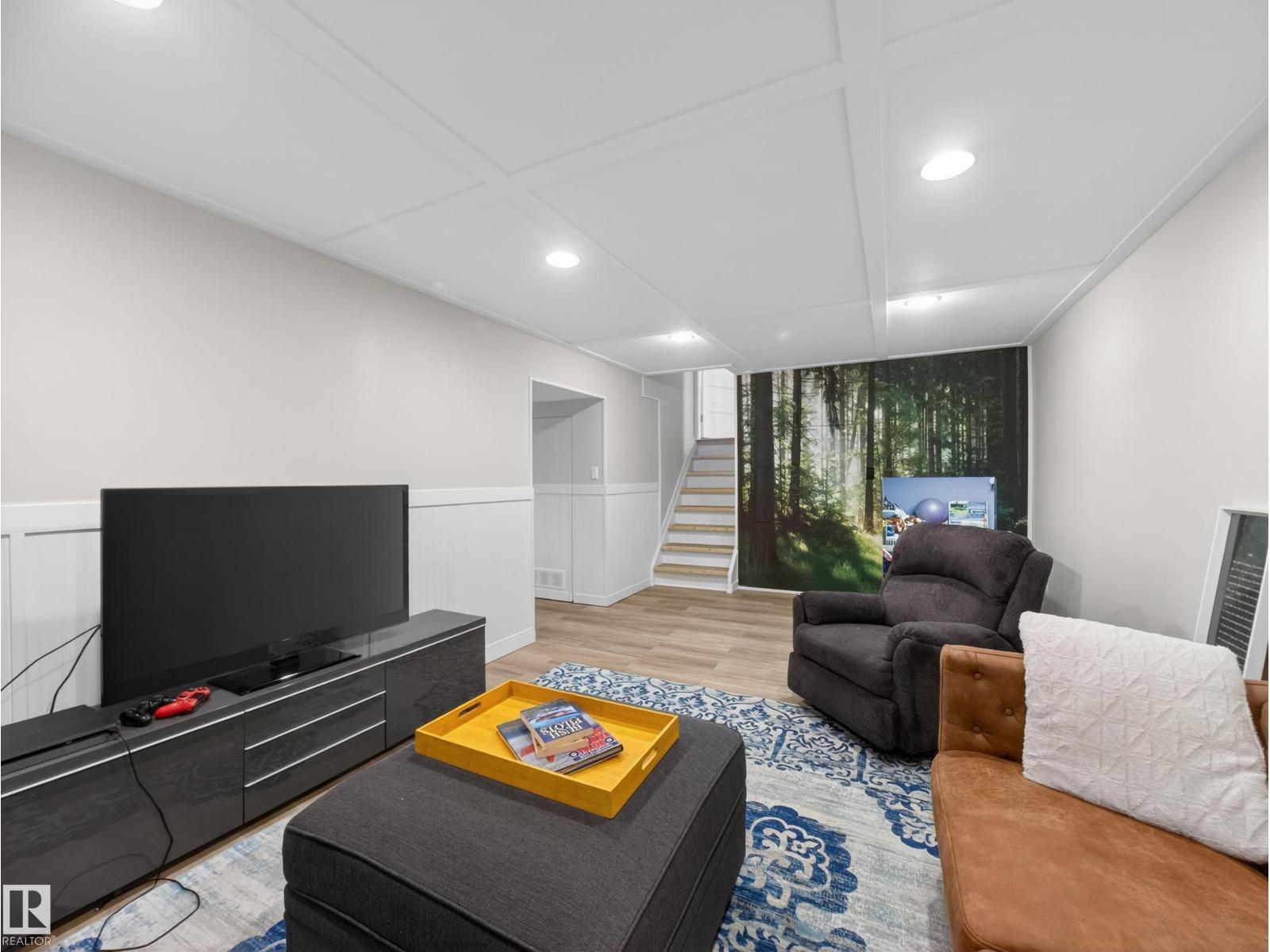 4112 120 ST NW - 34