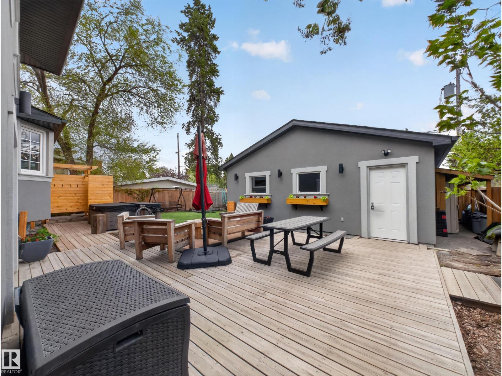 4112 120 ST NW - 6