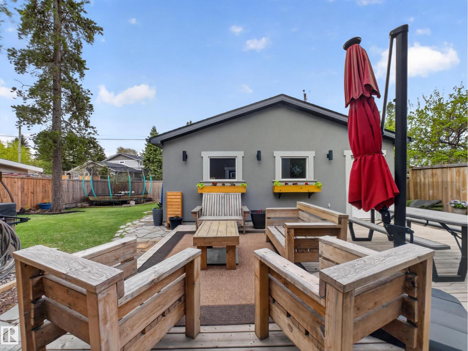 4112 120 ST NW - 8