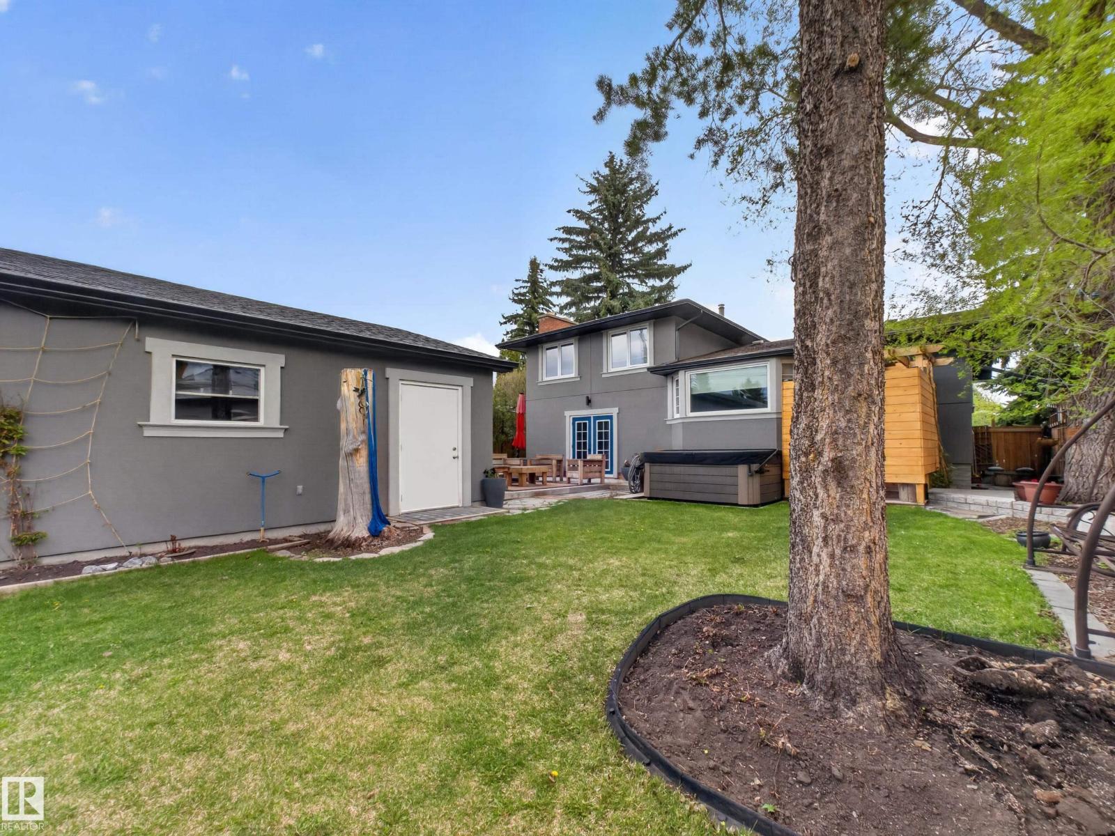4112 120 ST NW - 12