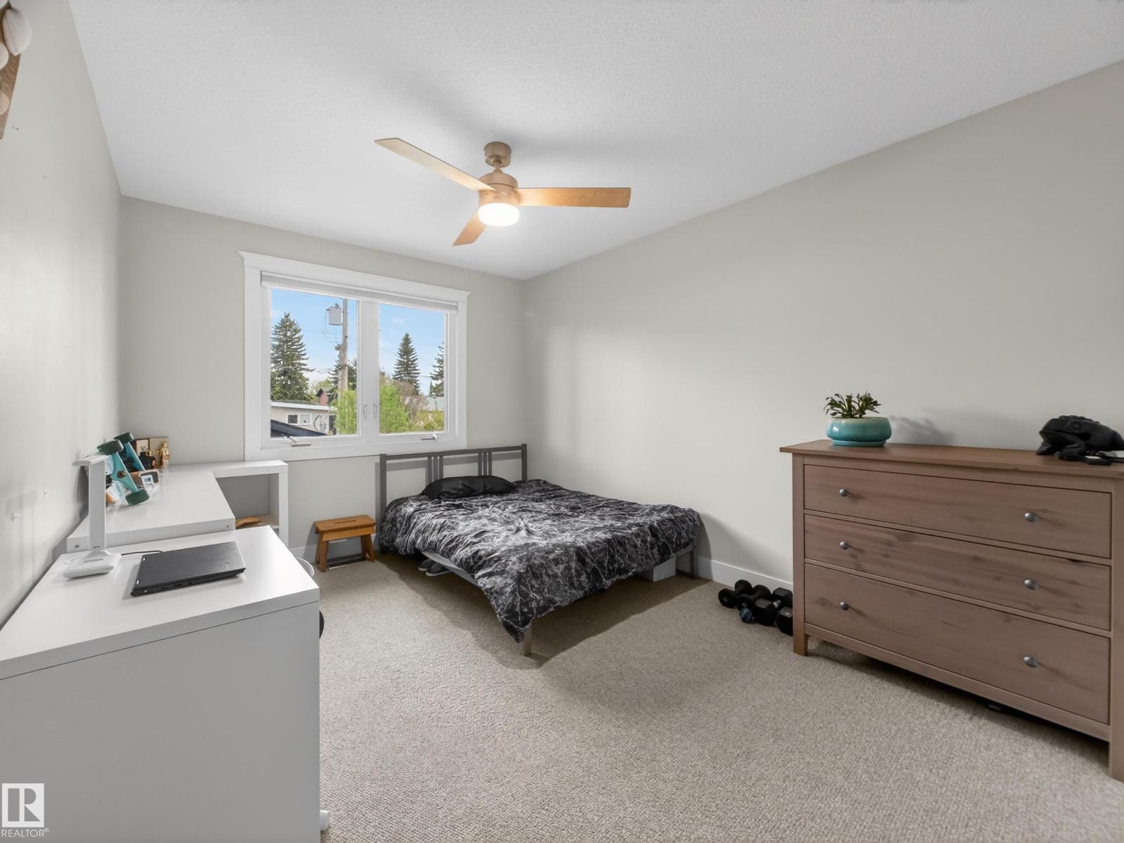 4112 120 ST NW - 18