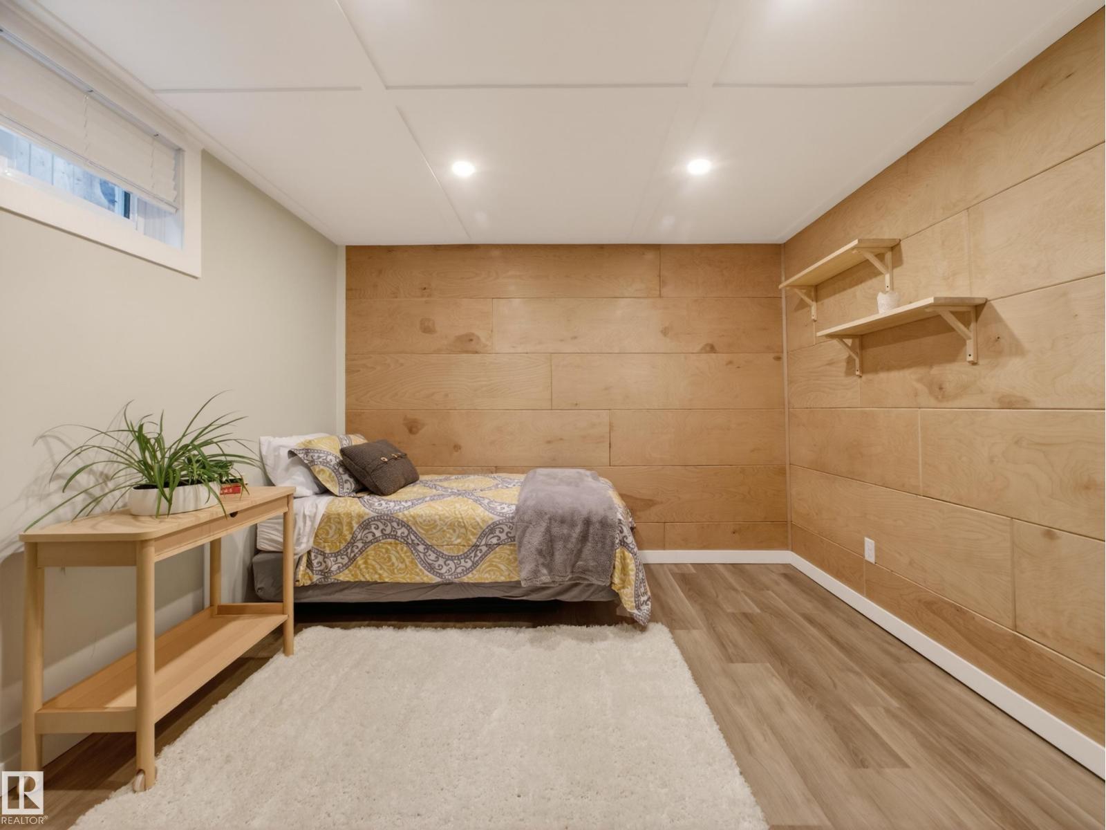 4112 120 ST NW - 37