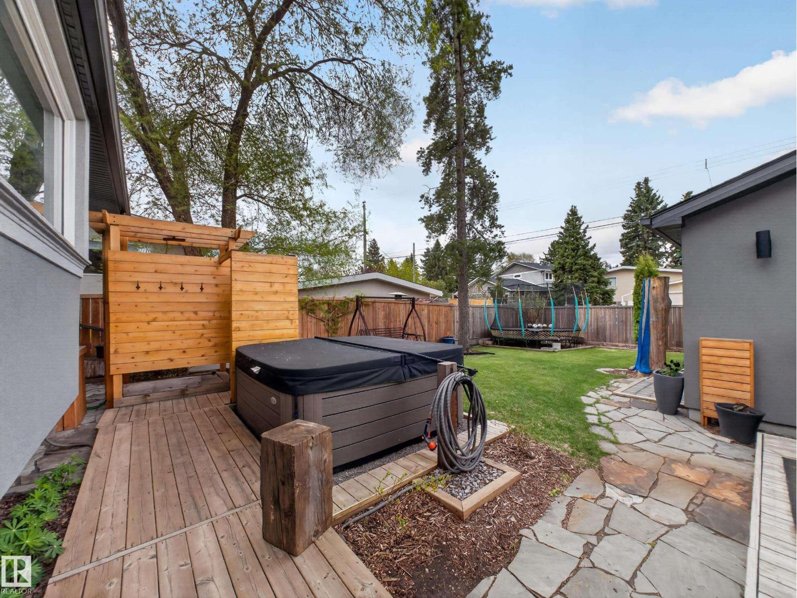 4112 120 ST NW - 9