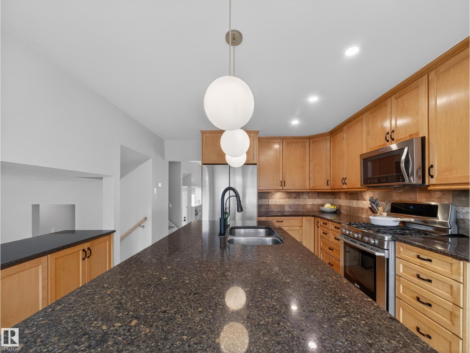 4112 120 ST NW - 69