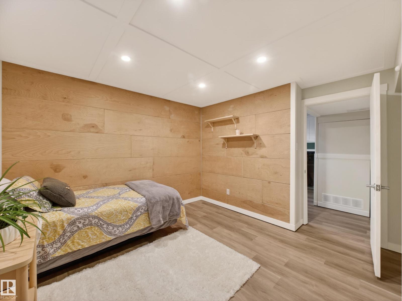 4112 120 ST NW - 38