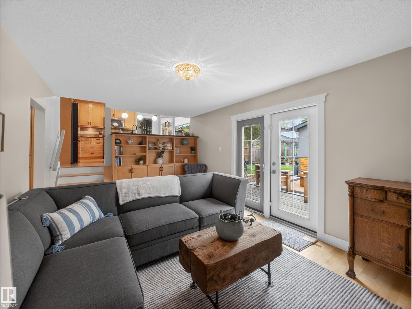 4112 120 ST NW - 65