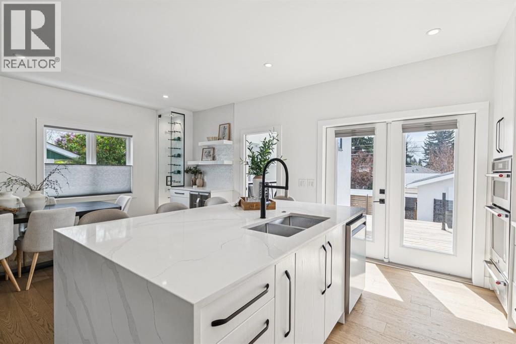 4747 26 Avenue SW - 13
