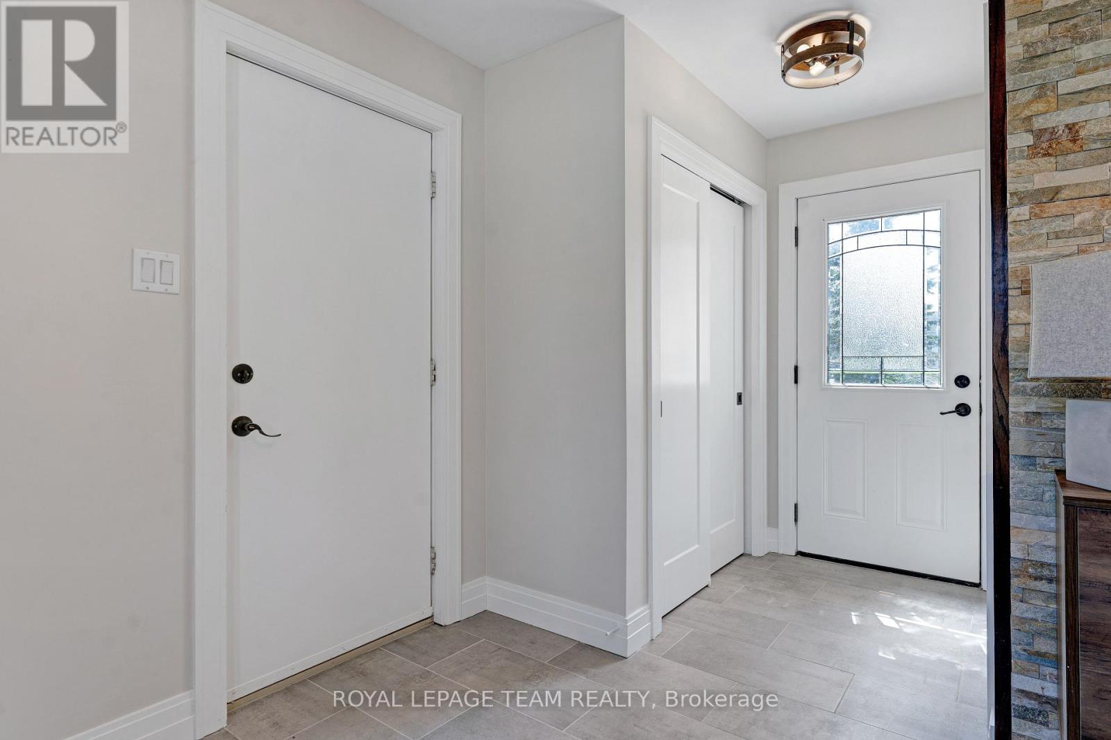 18 HARMONY WAY - 7