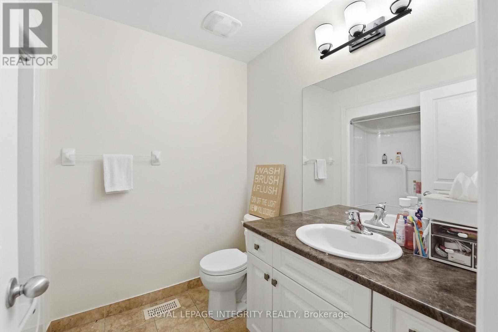 1036 MARCONI AVENUE - 24