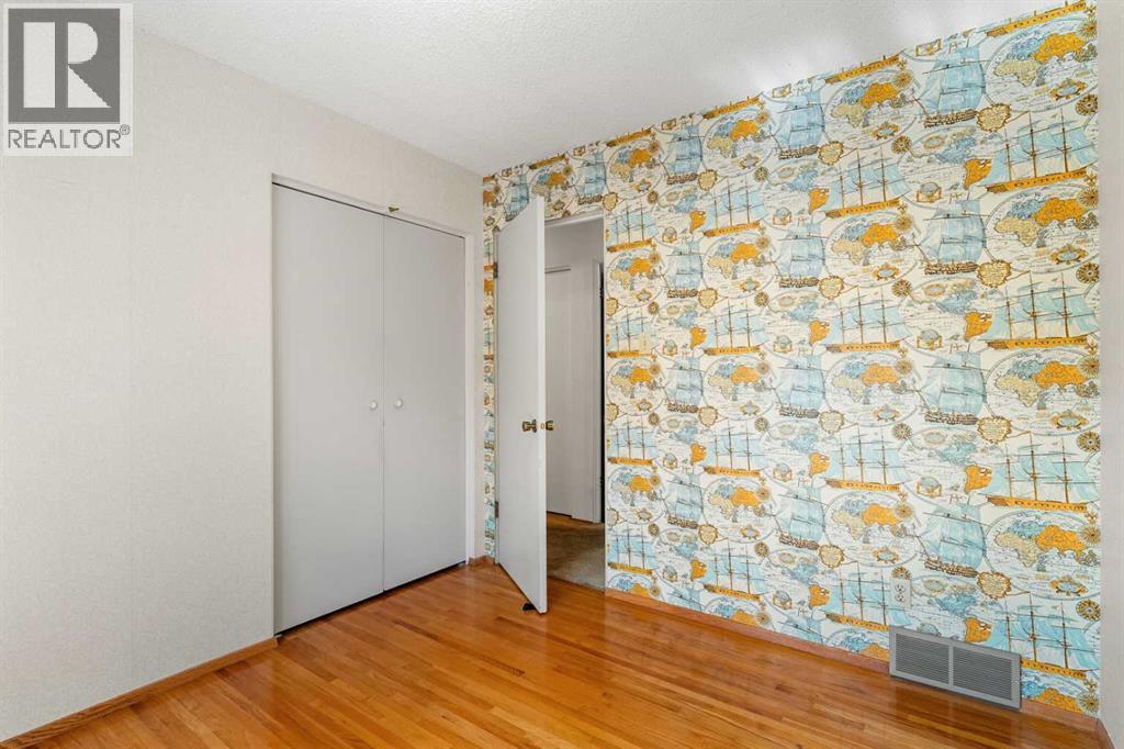 511 Willingdon Boulevard SE - 20