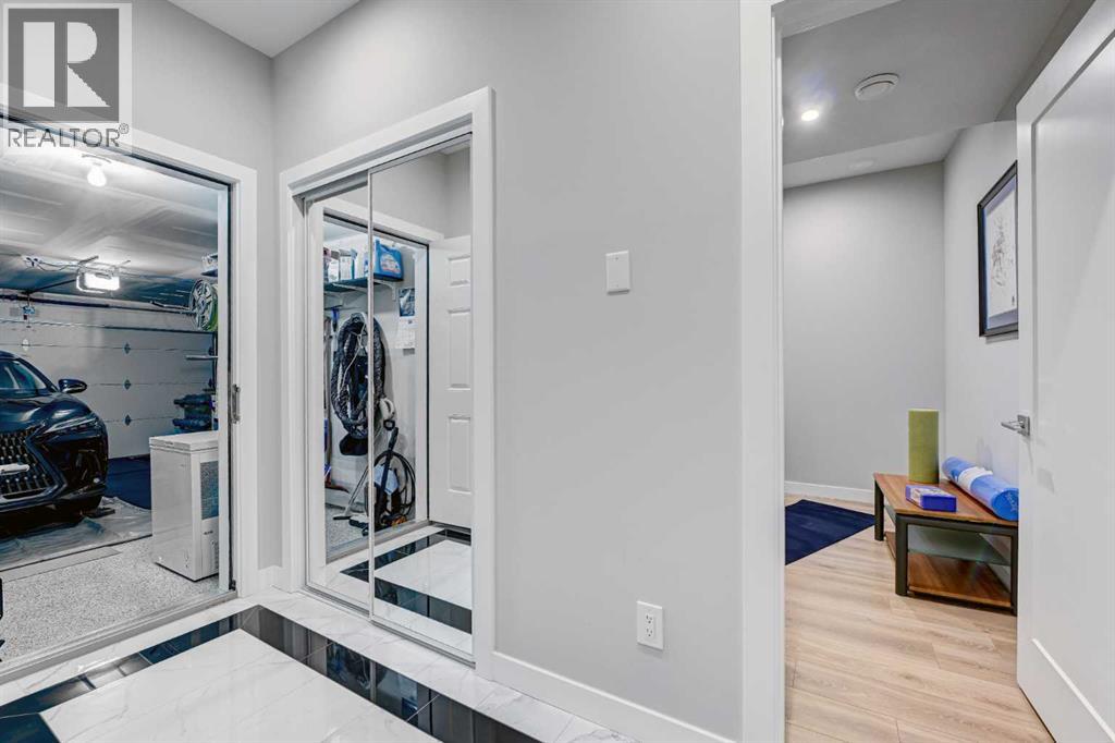 #205 830 78 Street SW - 23