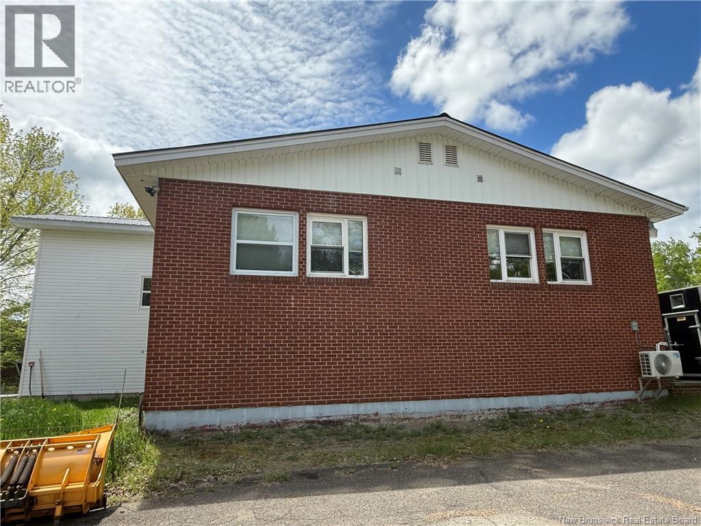 98 McNair Drive - 46