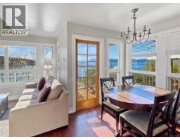 Living room - 10c 2315 Mackinnon Rd, Pender Island, BC V0N2M1 Photo 8