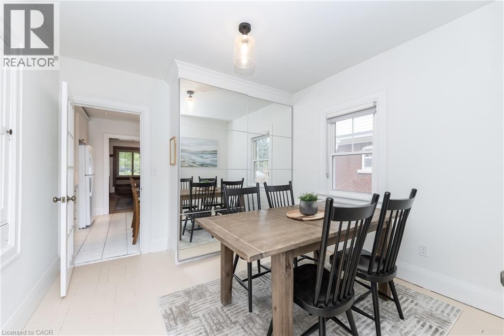 7 PINEHILL Road