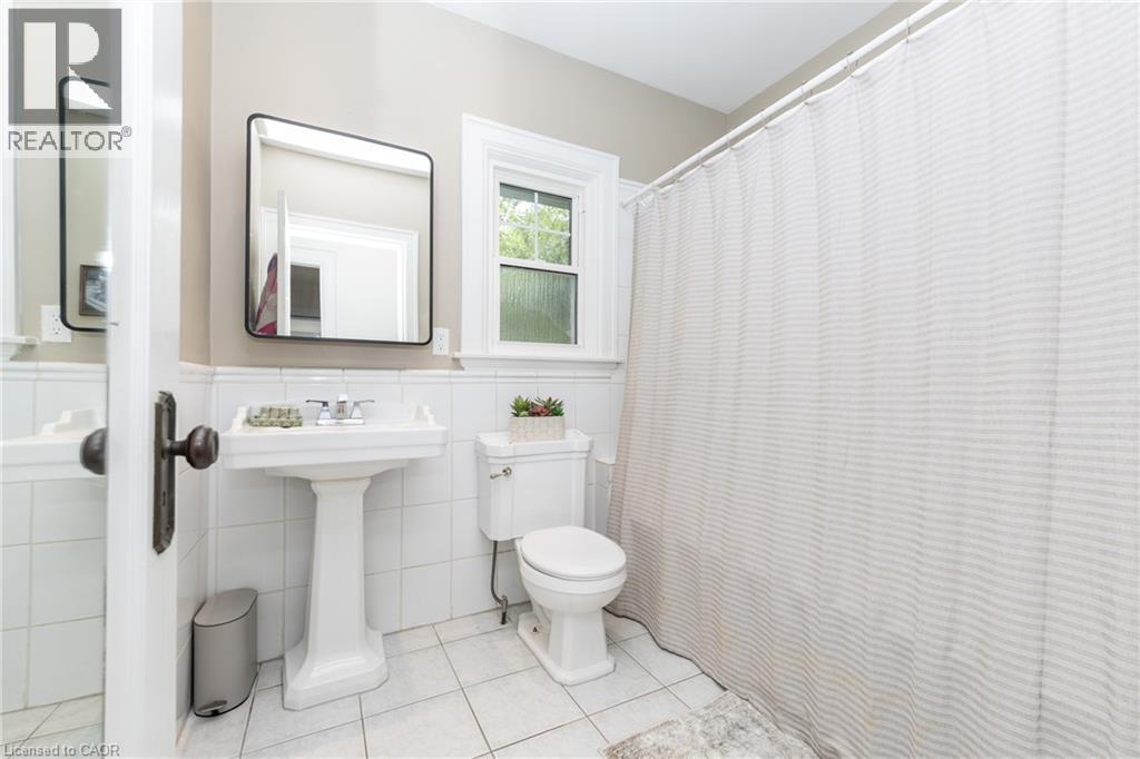 7 PINEHILL Road - 23