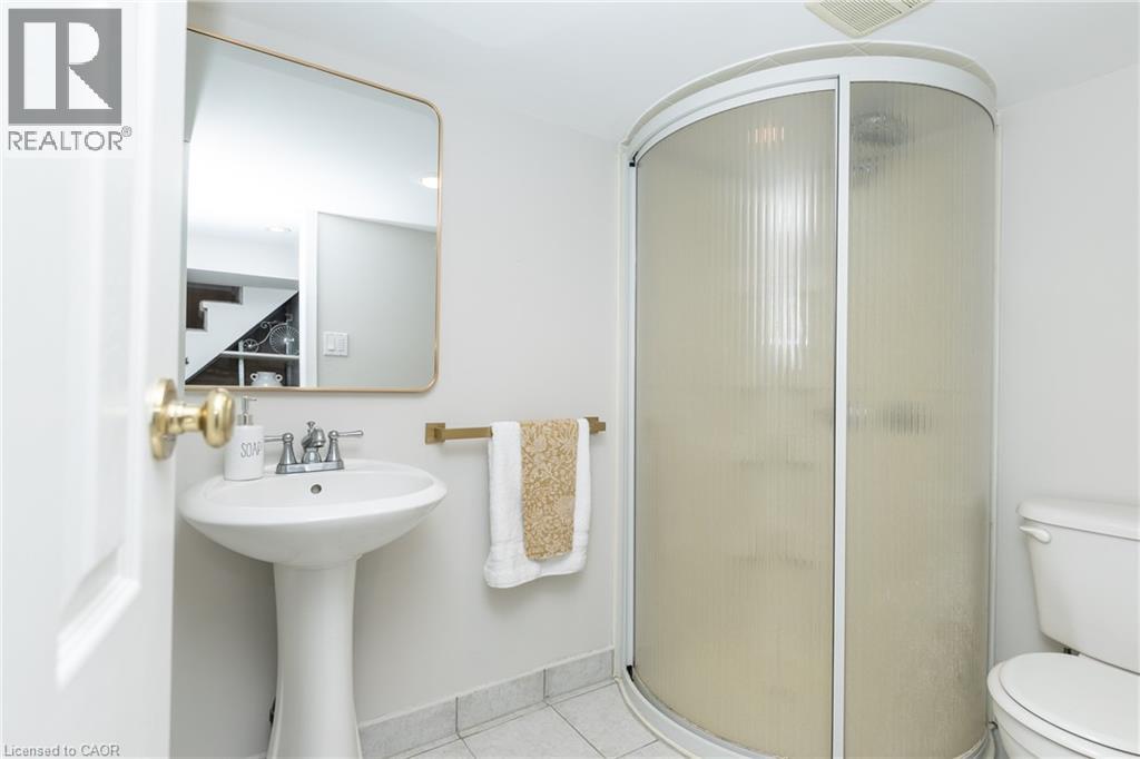 7 PINEHILL Road - 26