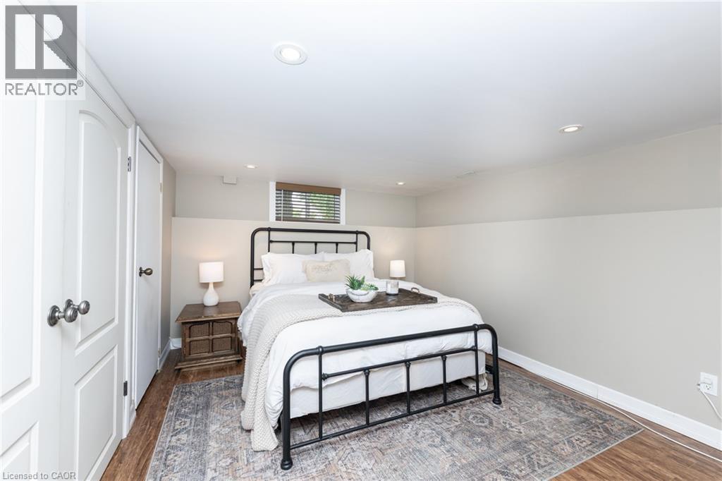 7 PINEHILL Road - 30