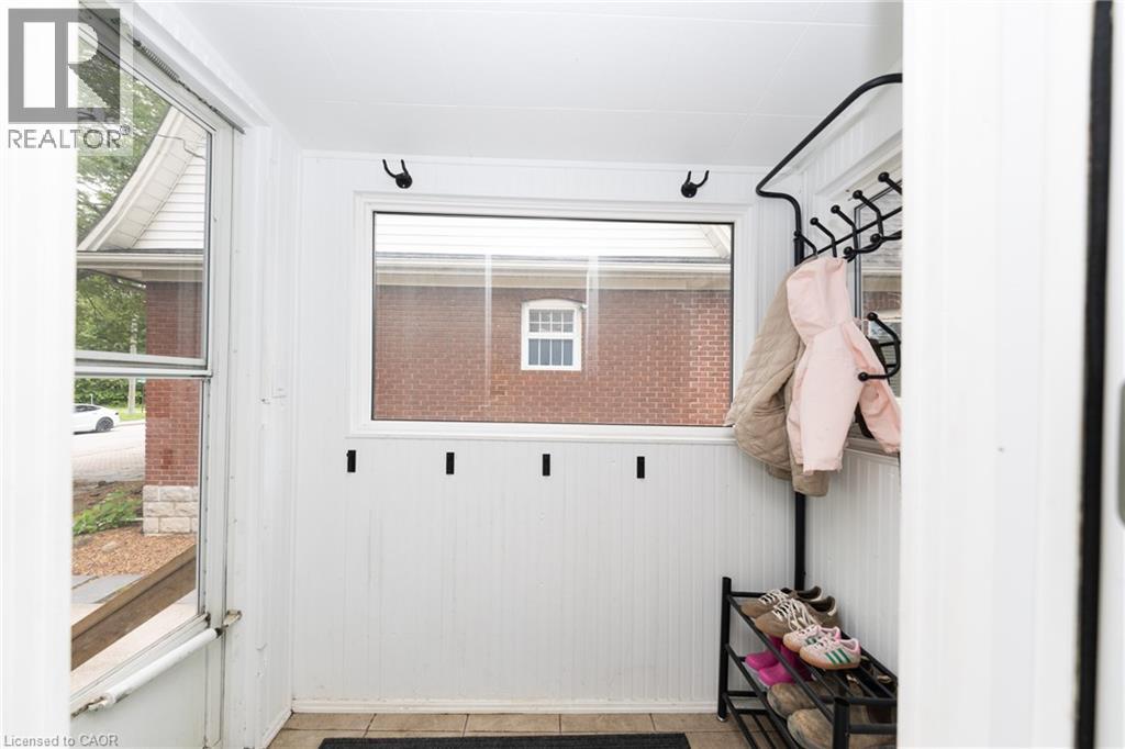 7 PINEHILL Road - 32