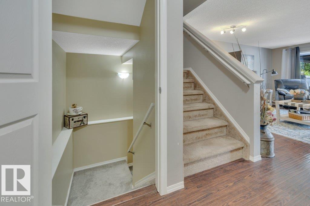 6042 214 ST NW - 19