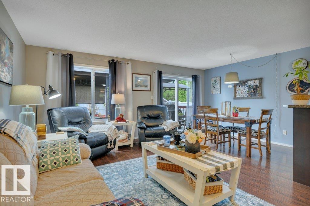 6042 214 ST NW - 44
