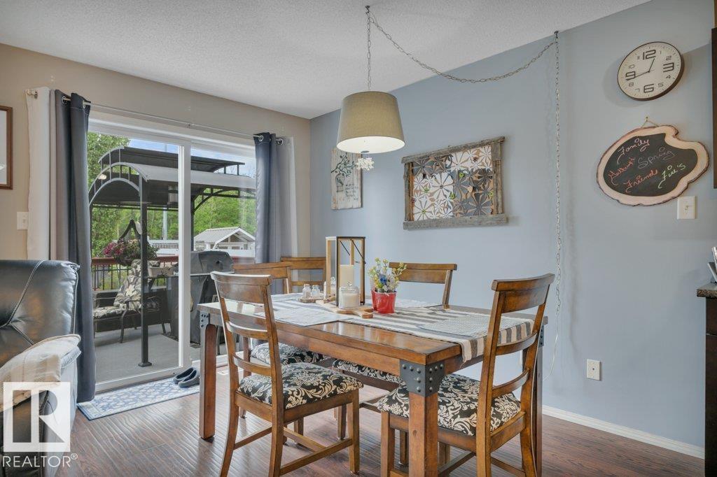 6042 214 ST NW - 47