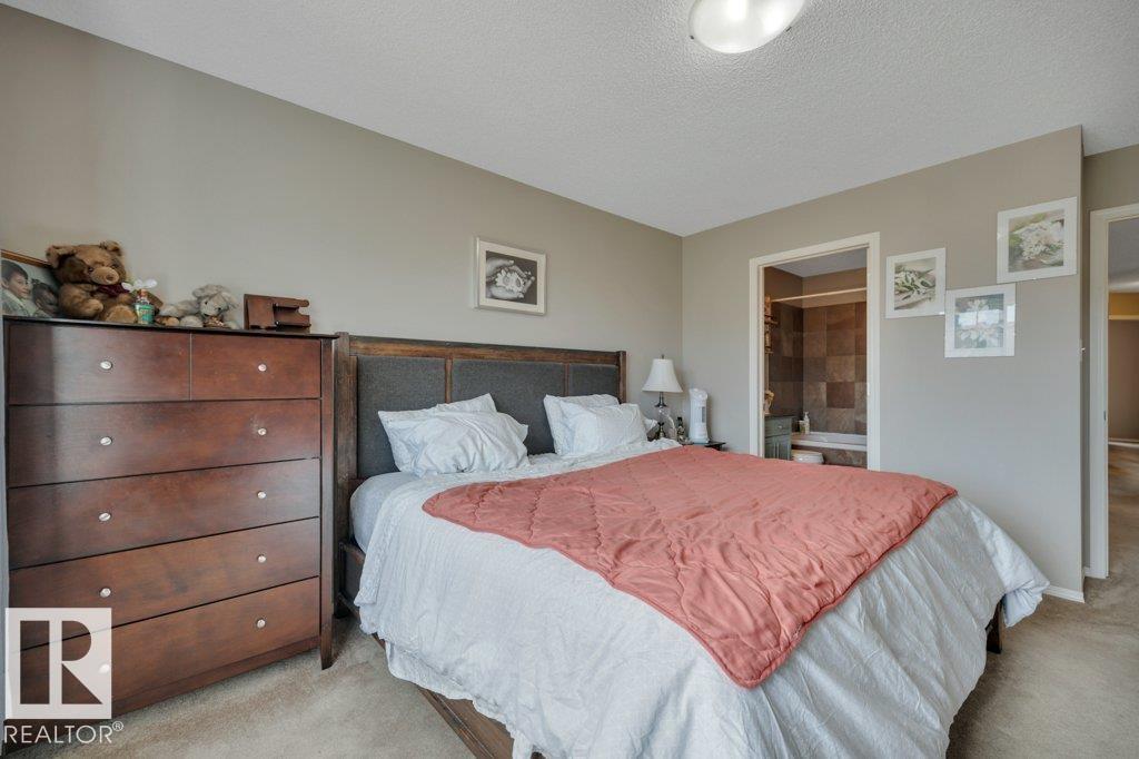 6042 214 ST NW - 9