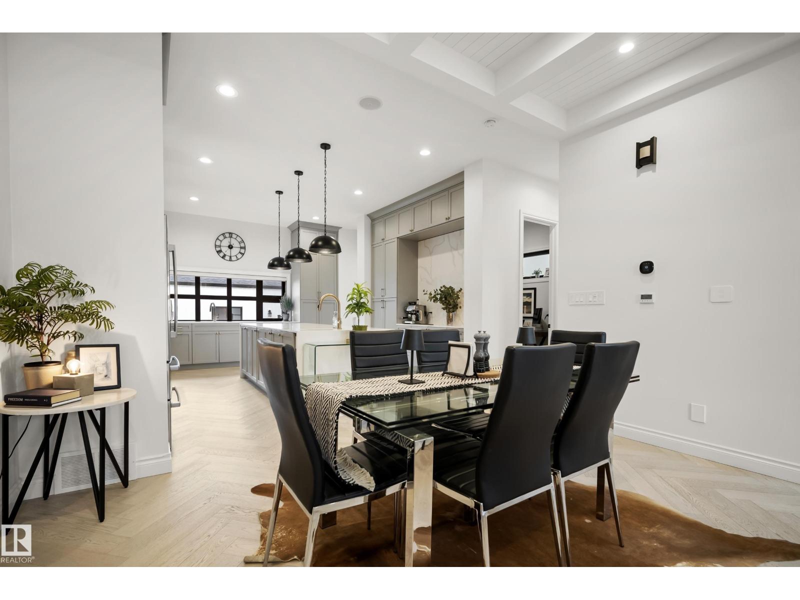 6115 111 AV NW - 11
