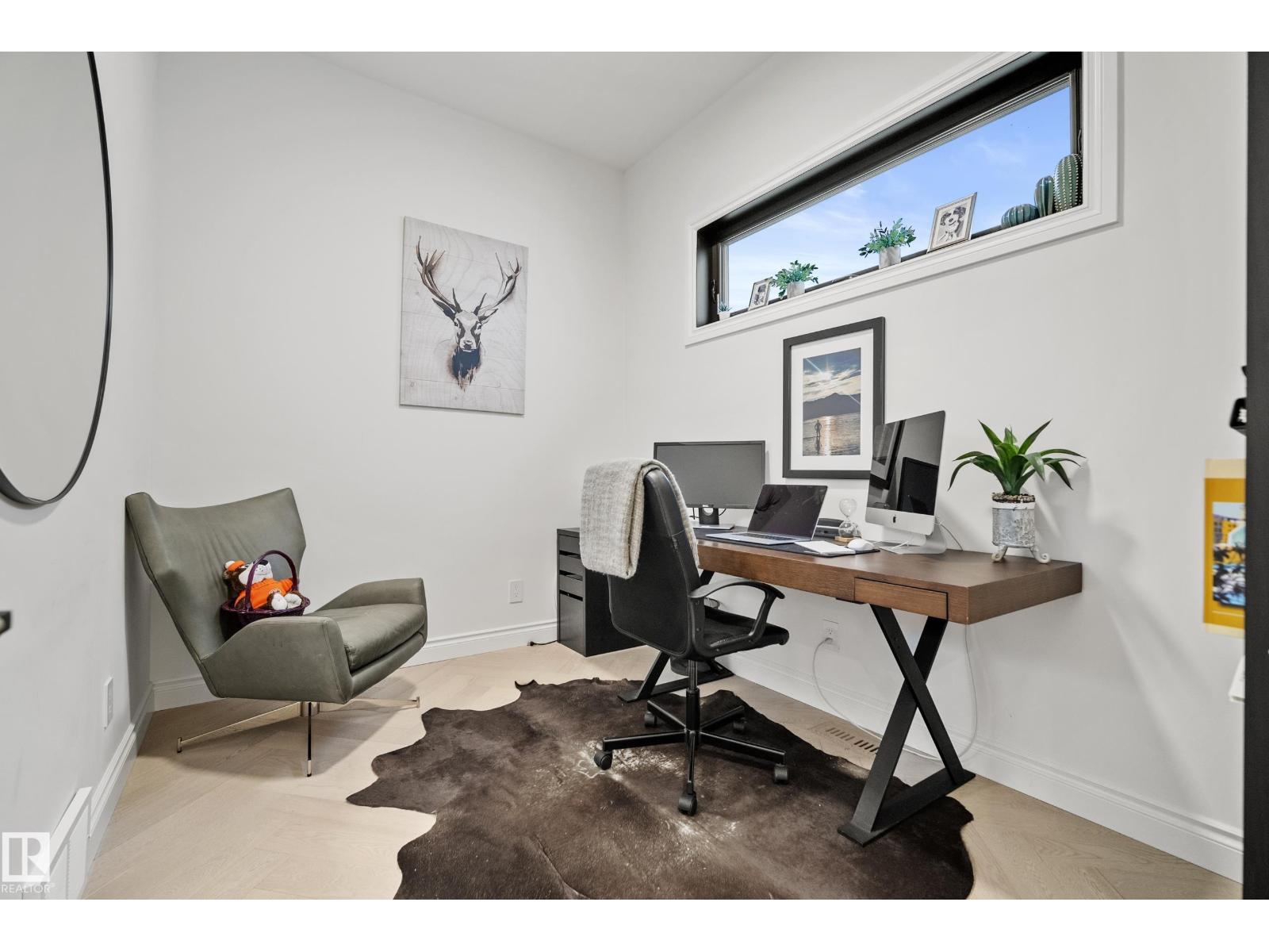 6115 111 AV NW - 19
