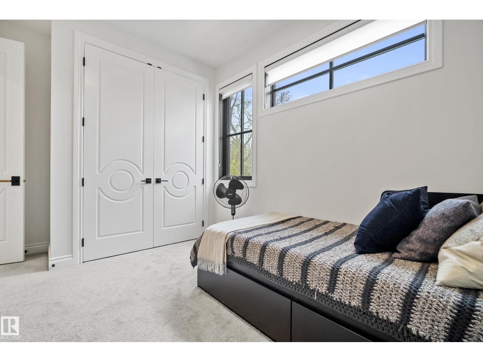 6115 111 AV NW - 38