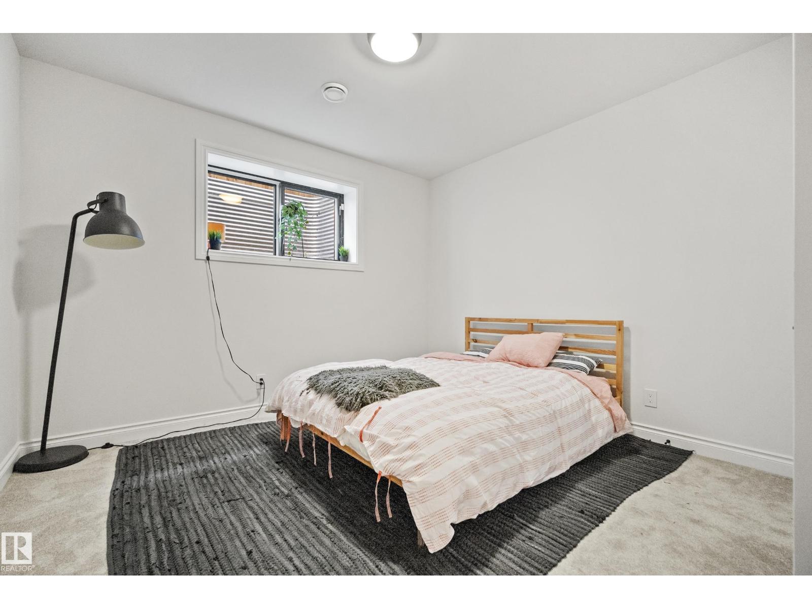 6115 111 AV NW - 44