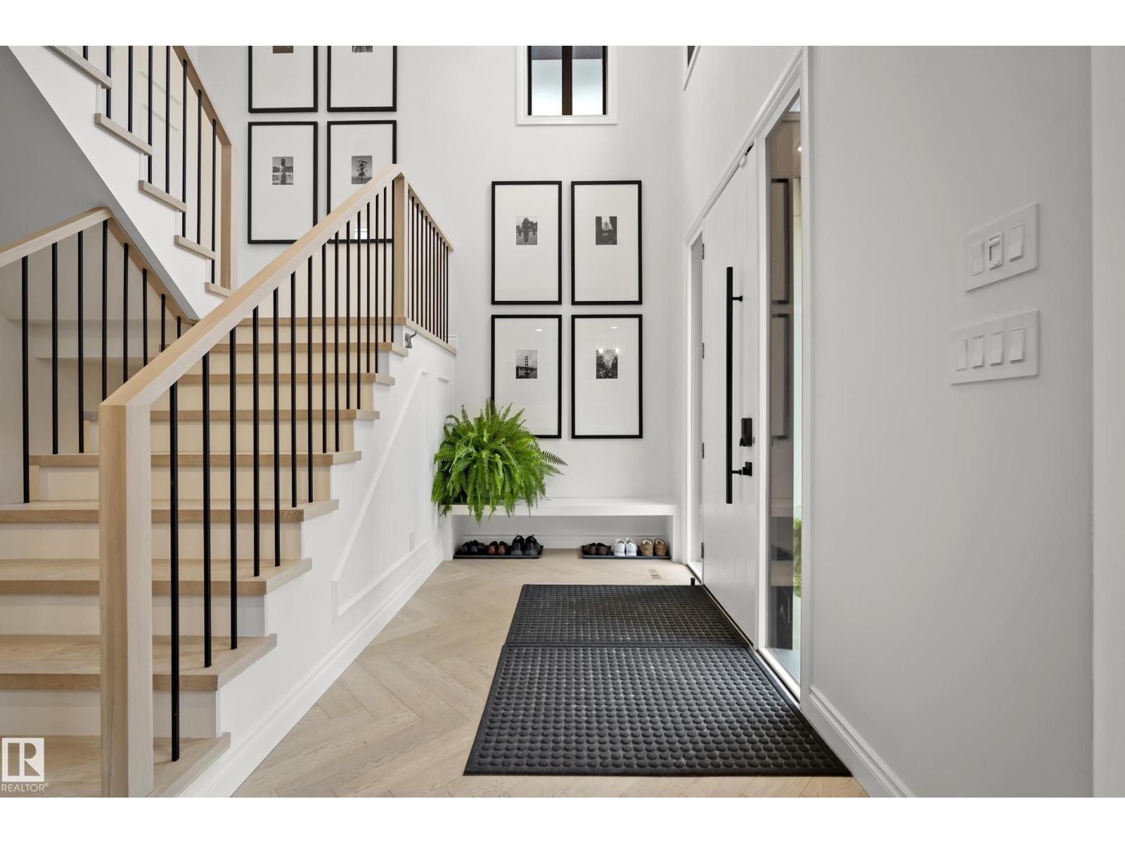 6115 111 AV NW - 5