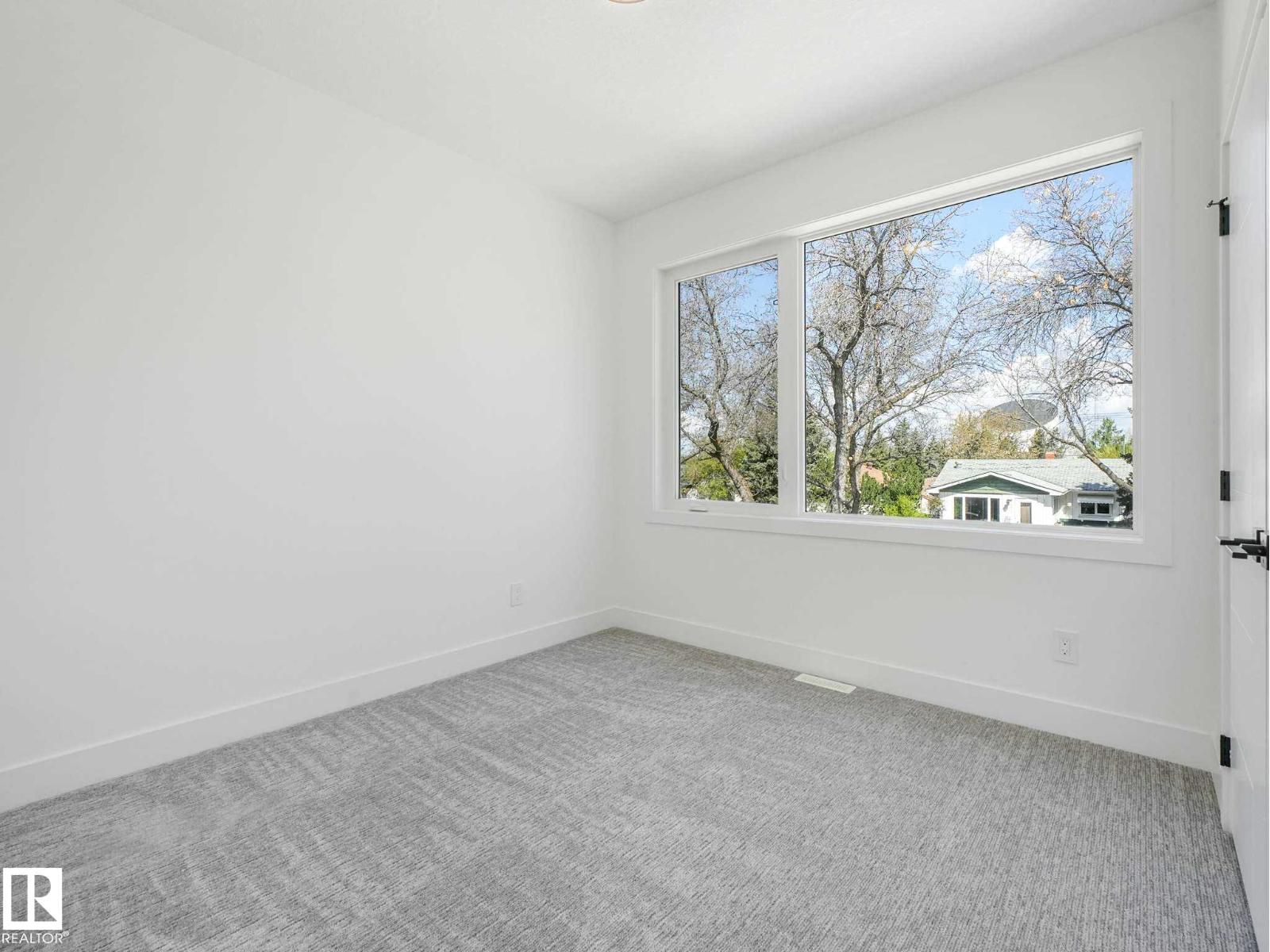 13843 110A AV NW — photo 31