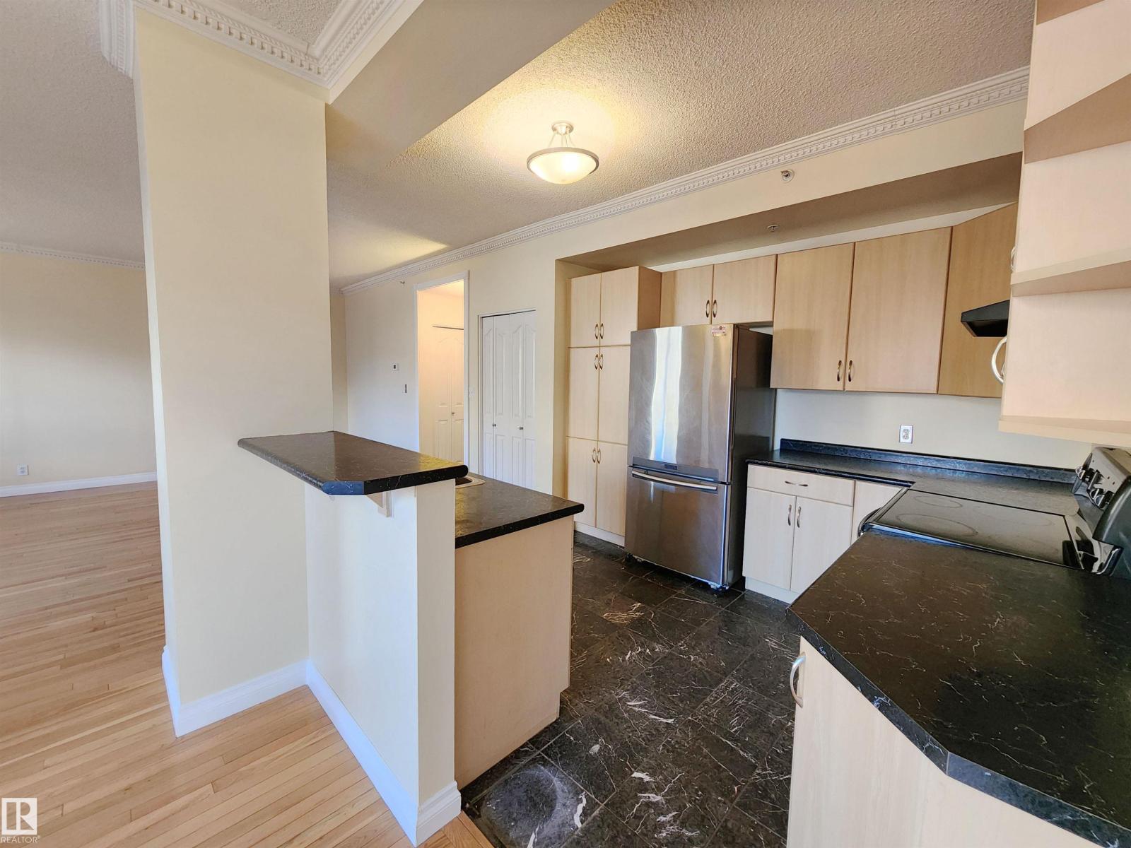 #603 9707 105 ST NW - 19