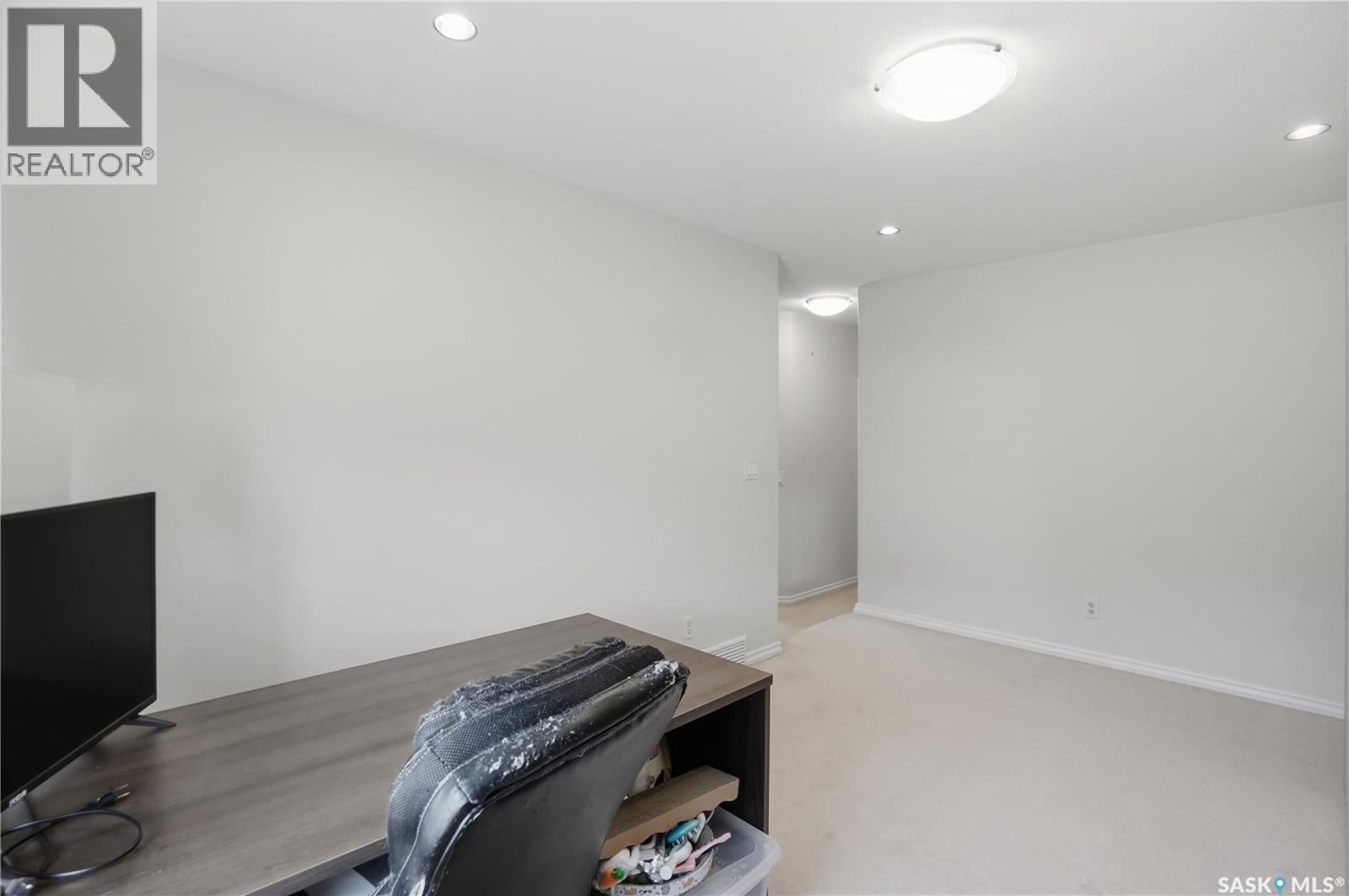 3714 Sandringham ROAD E - 33
